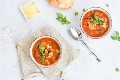 Low FODMAP minestrone soup with pasta | Karlijn's Kitchen