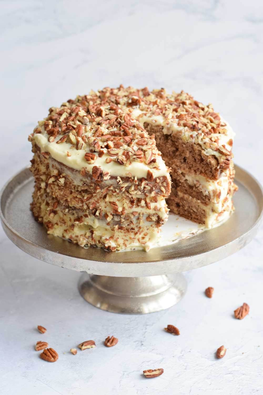 BEST Hummingbird Cake Recipe with Cream Cheese Frosting | Holiday